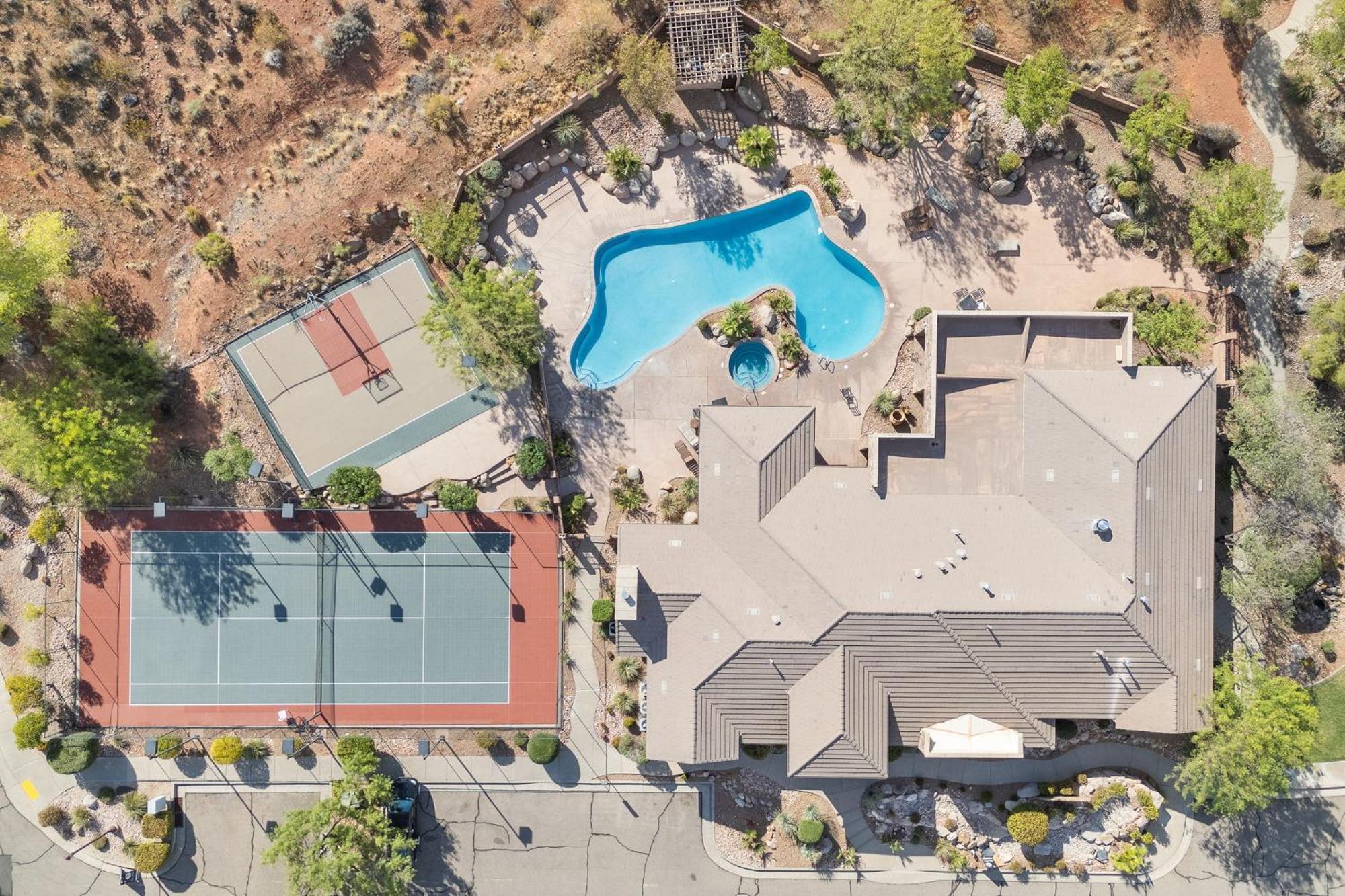 The Condo At Coral Springs Resort 哈里肯 外观 照片