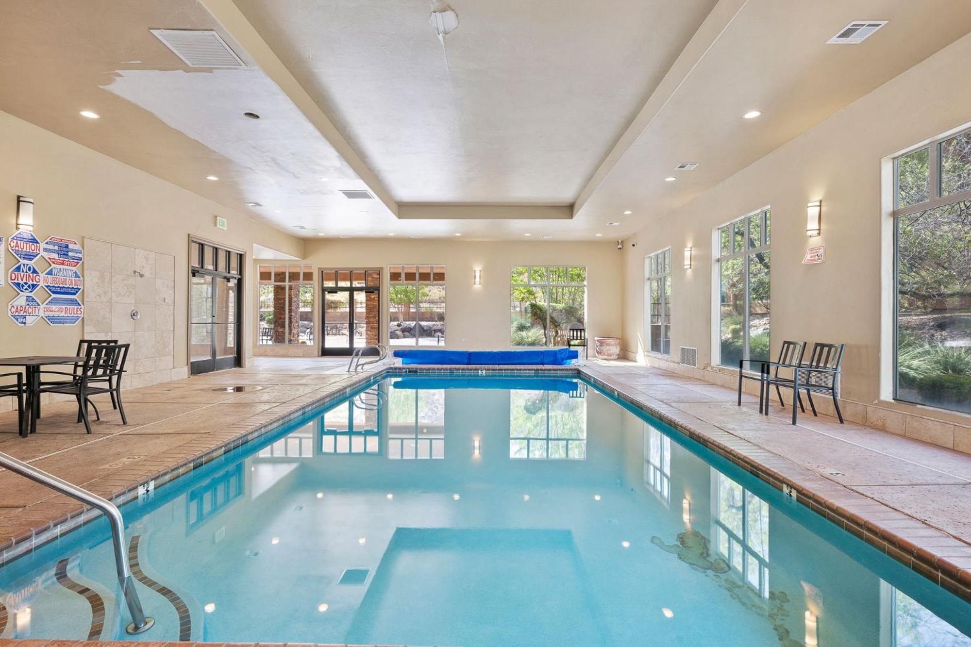 The Condo At Coral Springs Resort 哈里肯 外观 照片